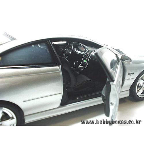 2005 GTO - silver 